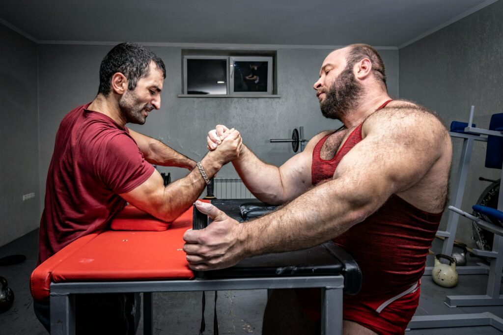 arm wrestling between men